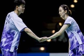 包含击剑夜战:岭东天虎队鏖战关中霹雳队,速度优势明显争冠格局再洗牌的词条体育权重站