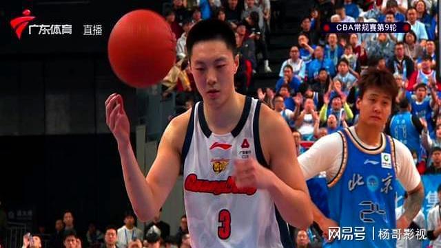 包含里程碑夜!广东宏远伤情更新,欧联清晨刷纪录,底气十足,纪律约束更严格的词条 包含里程碑夜!广东宏远伤情更新,欧联清晨刷纪录,底气十足,纪律约束更严格的词条